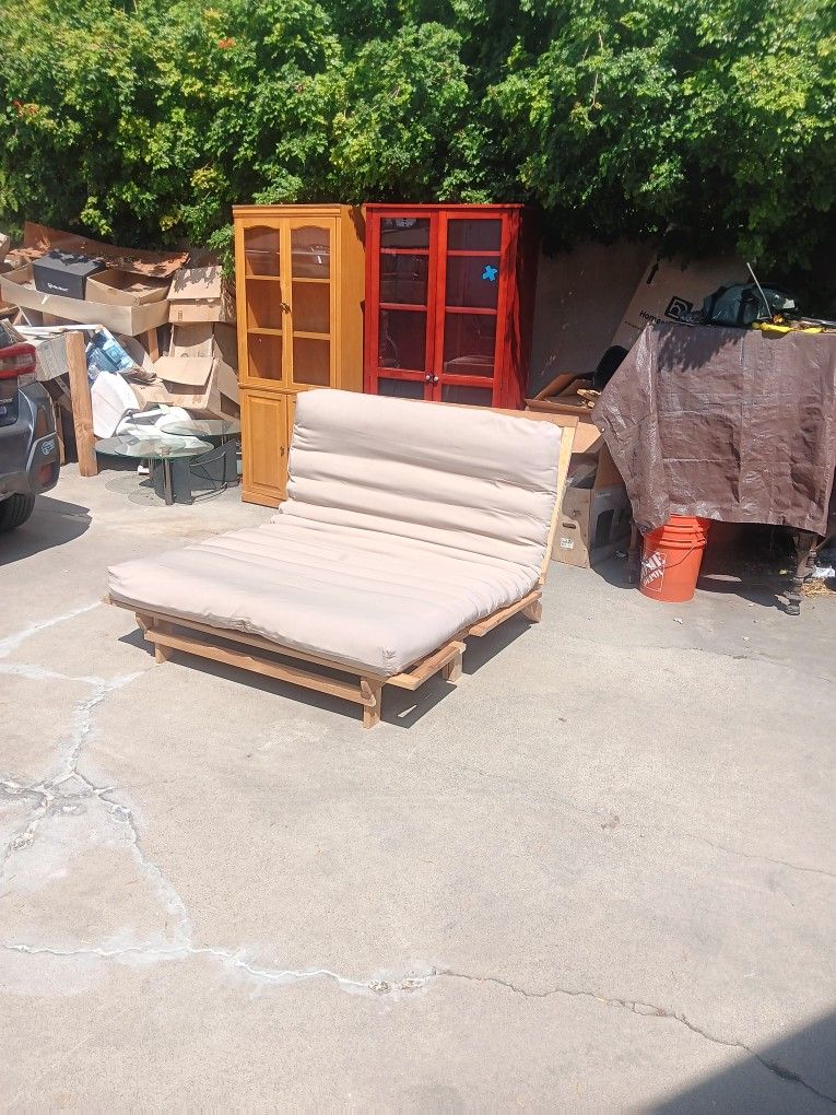 Double Size Futon With Mattress