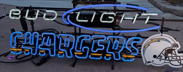 Los Angeles Chargers Helmet Beer 24" Neon Light Sign Lamp Bar Open Wall Decor