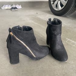 Black Booties Size 7