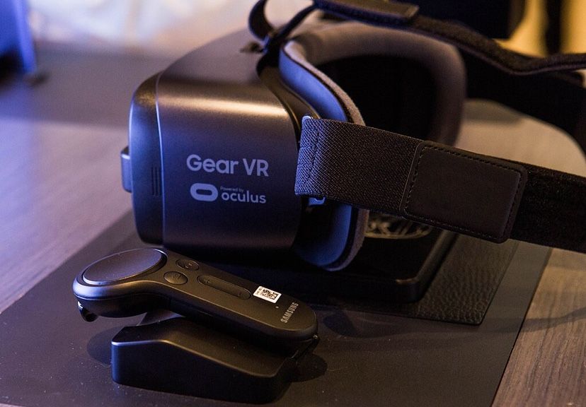 Samsung Oculus Gear VR  Black