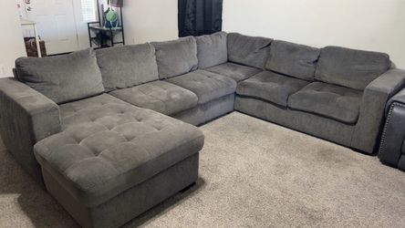 Large Gray Fabric Sectional Sofa with Pull-out Bed