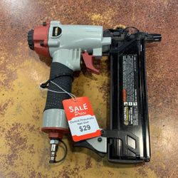 Central Pneumatic 18ga Nail Gun 
