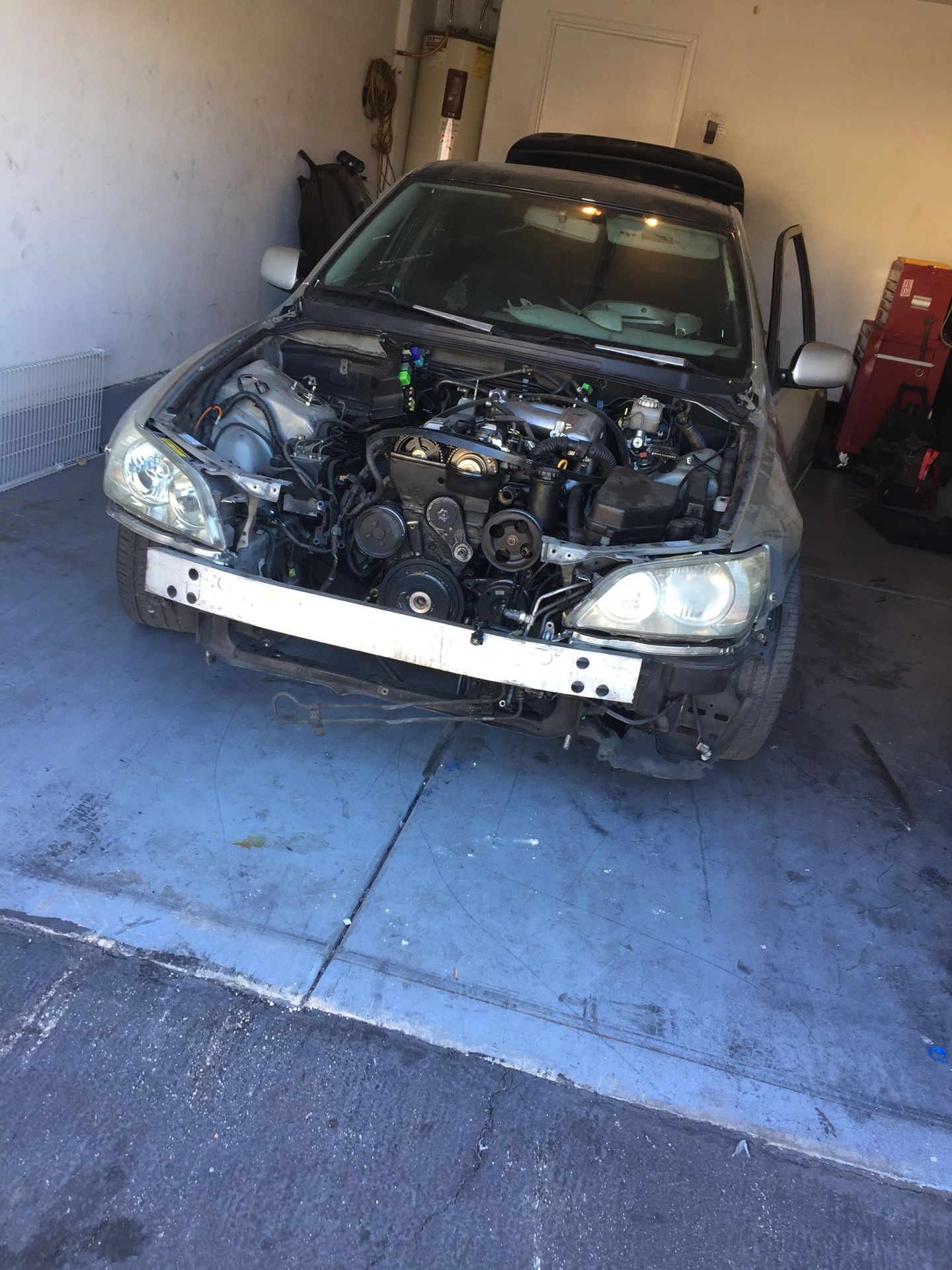 01 IS300 partout Lexus