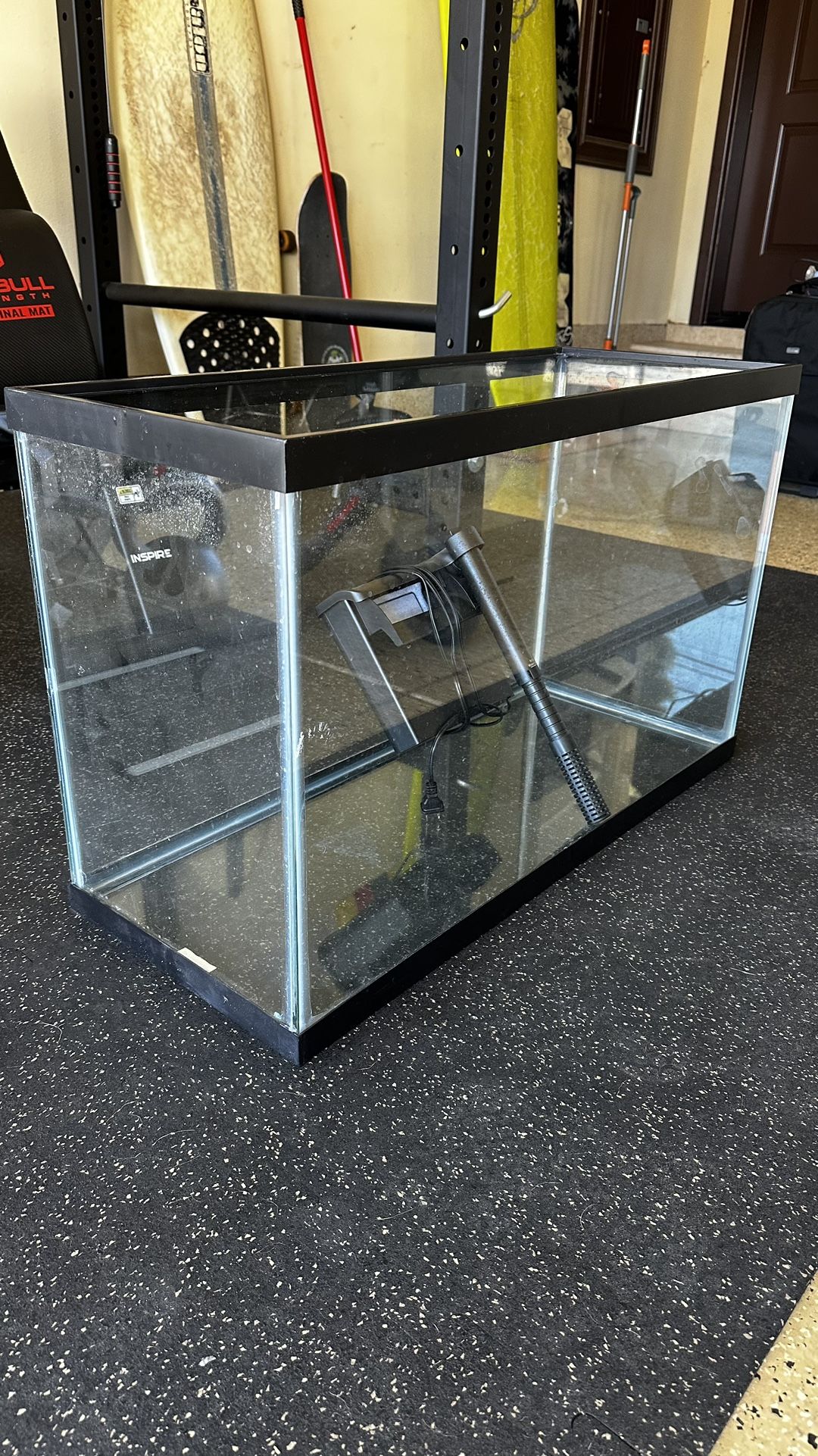 30” Fish Tank With Filter