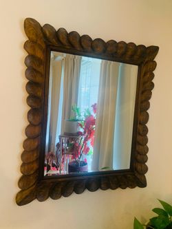 Wooden scalloped mirror