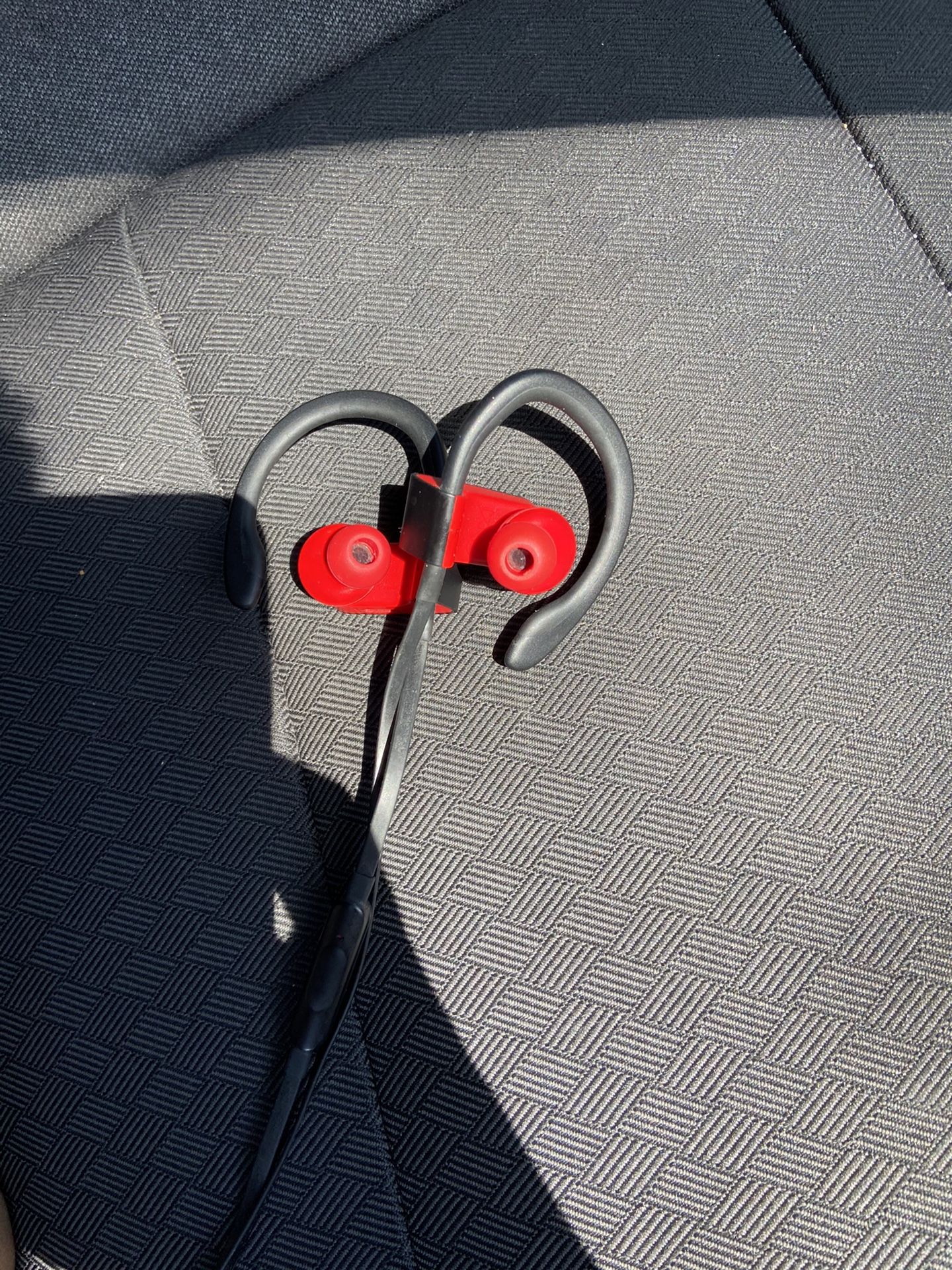 Powerbeats 3