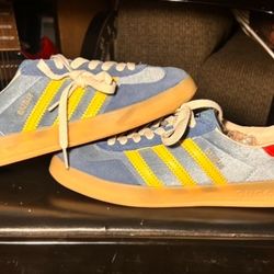 Adidas x Gucci Collab Baby Blue suede and leather only asking $250 Women’s size 7.5