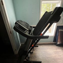 Treadmill (NordicTrack)