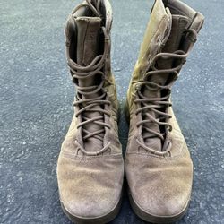 Military Boots