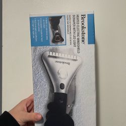 Brookstone Windsheild Scraper  