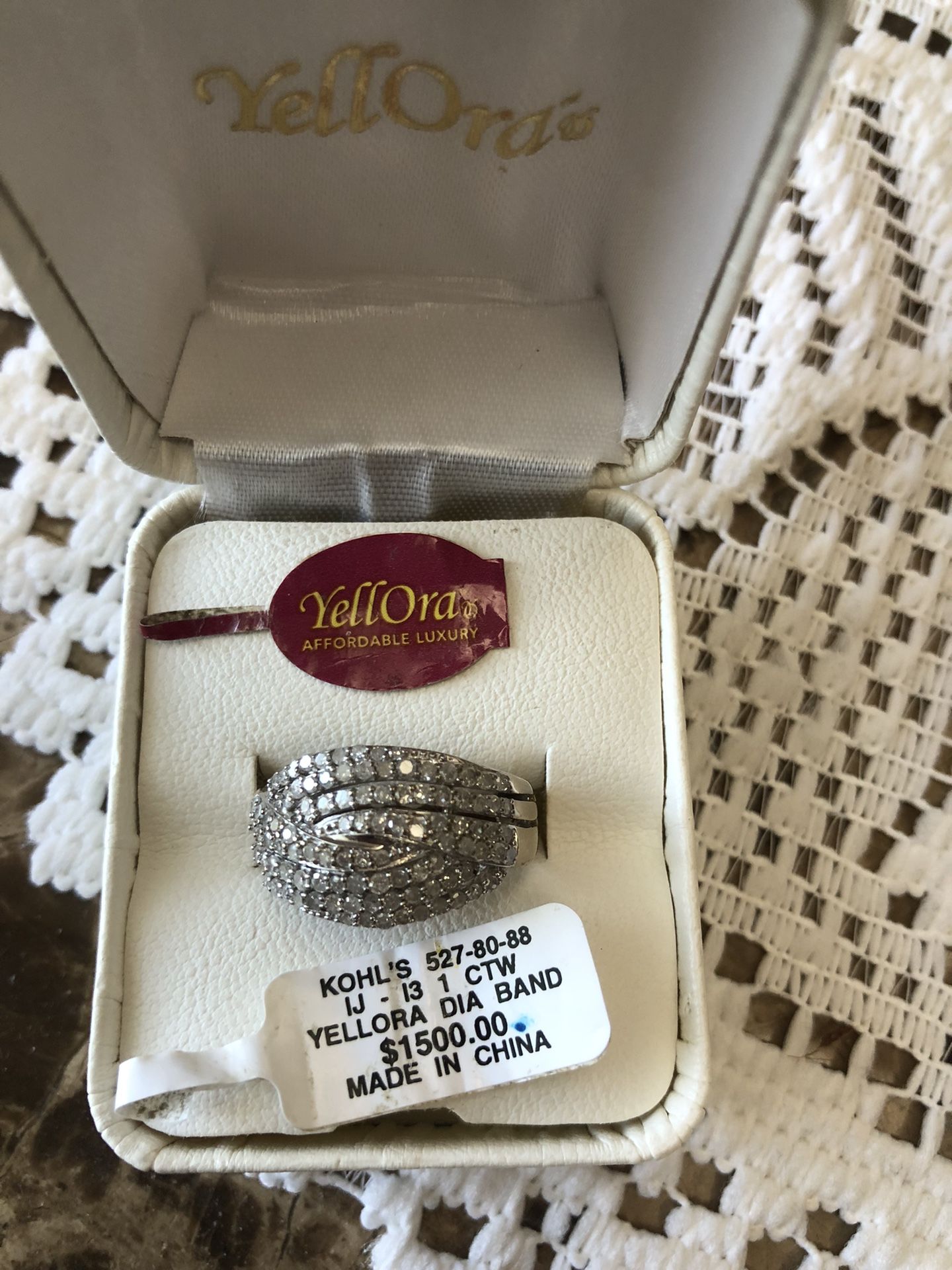 Yellora Diamond Band