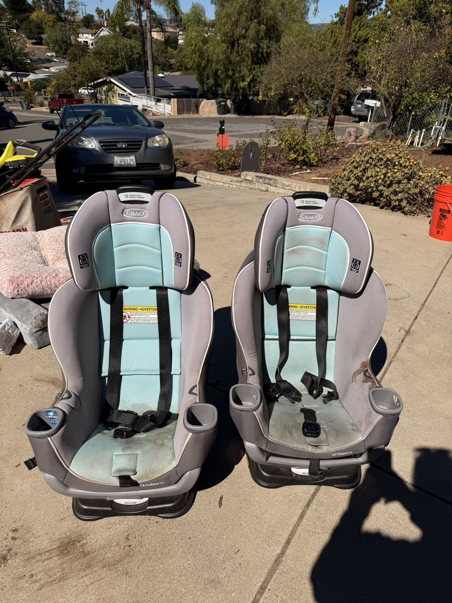 Graco Extend2Fit Car Seats
