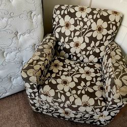 Swivel Accent Chair, Upholstered Fabric Leisure Armchair with Innerspring Seat Cushion

