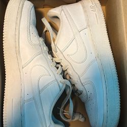 Used Nike Air Forces, 5Y