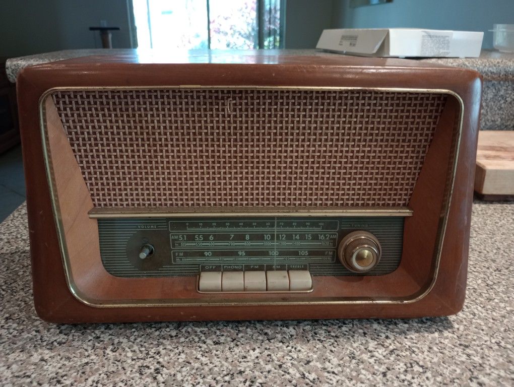 Vintage 1950s Emud Rekord Junior 196 W German AM/FM Wooden Wood Tabletop Radio MCM For Parts Or Repair