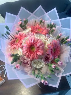 Fresh Flower Bouquet with Gerberas and Roses