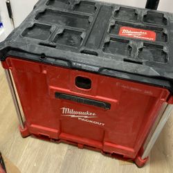 Milwaukee Rolling Toolbox