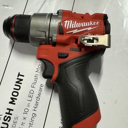 Milwaukee Fuel Compact Hammer drill 