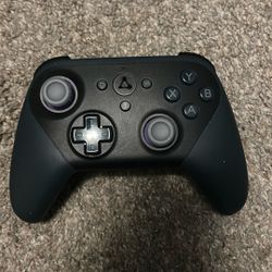 Amazon video game controller