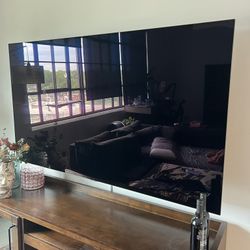 LG G1 Series 4k Smart OLED TV 77 inch w/Alexa