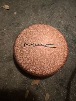 Mac matte light golden skin finish