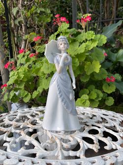Harvey Knox vintage figurine