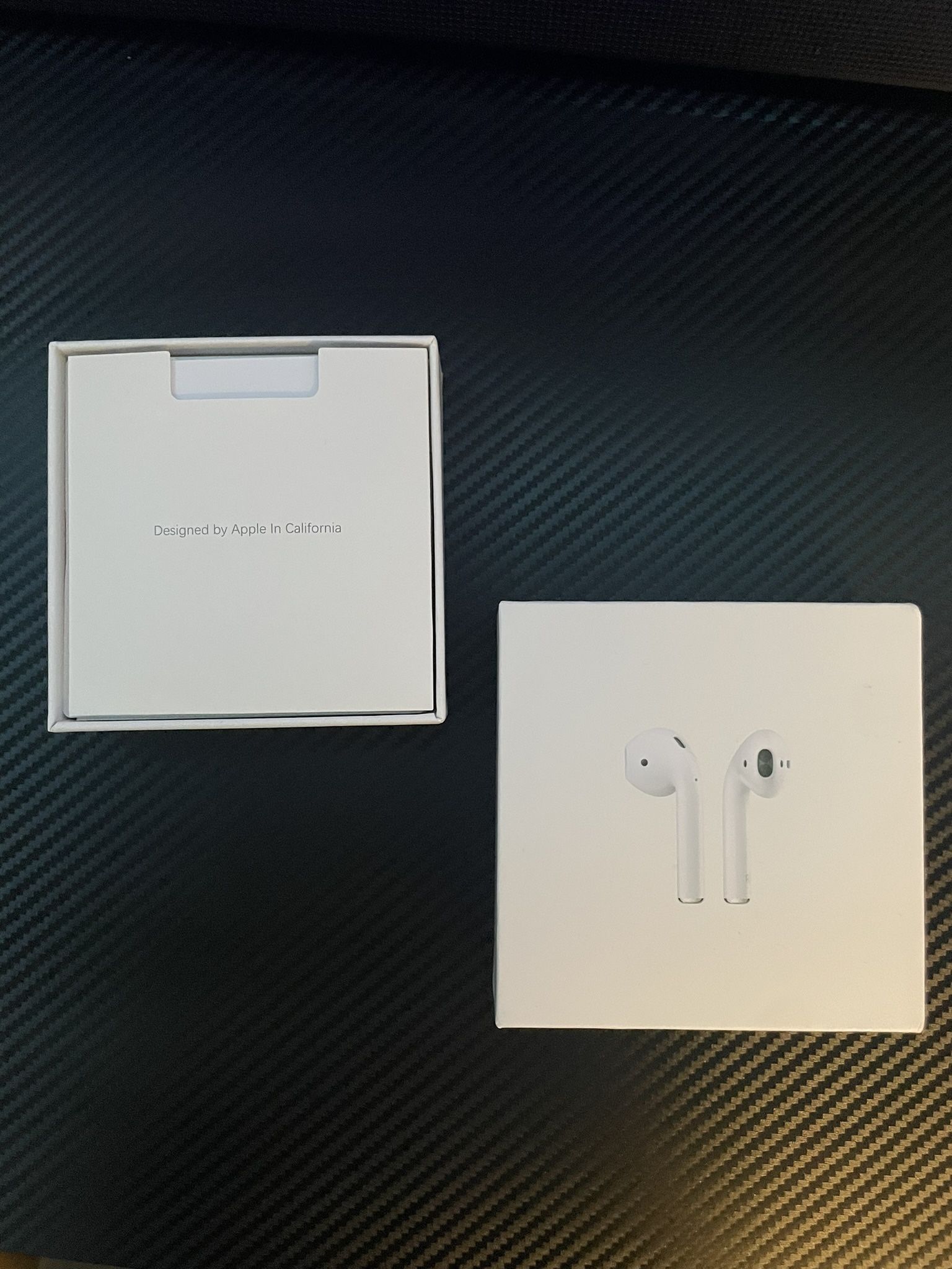 AirPods