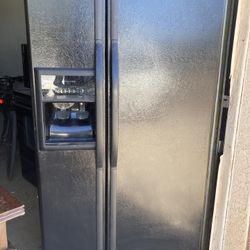 Working Refrigerator 