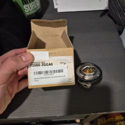 Hyundai Thermostat - Fits Hyundai Tucson 18-21 Santa Fe 17-20 Sonata 15-19 Kia Sportage 17-22 Optima 16-20 Sorento 16-20