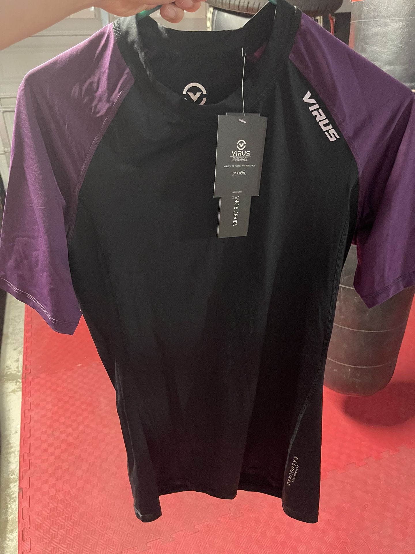 Men’s Virus Ranked Jiu Jitsu Rash guard Compression Shirt Size Large