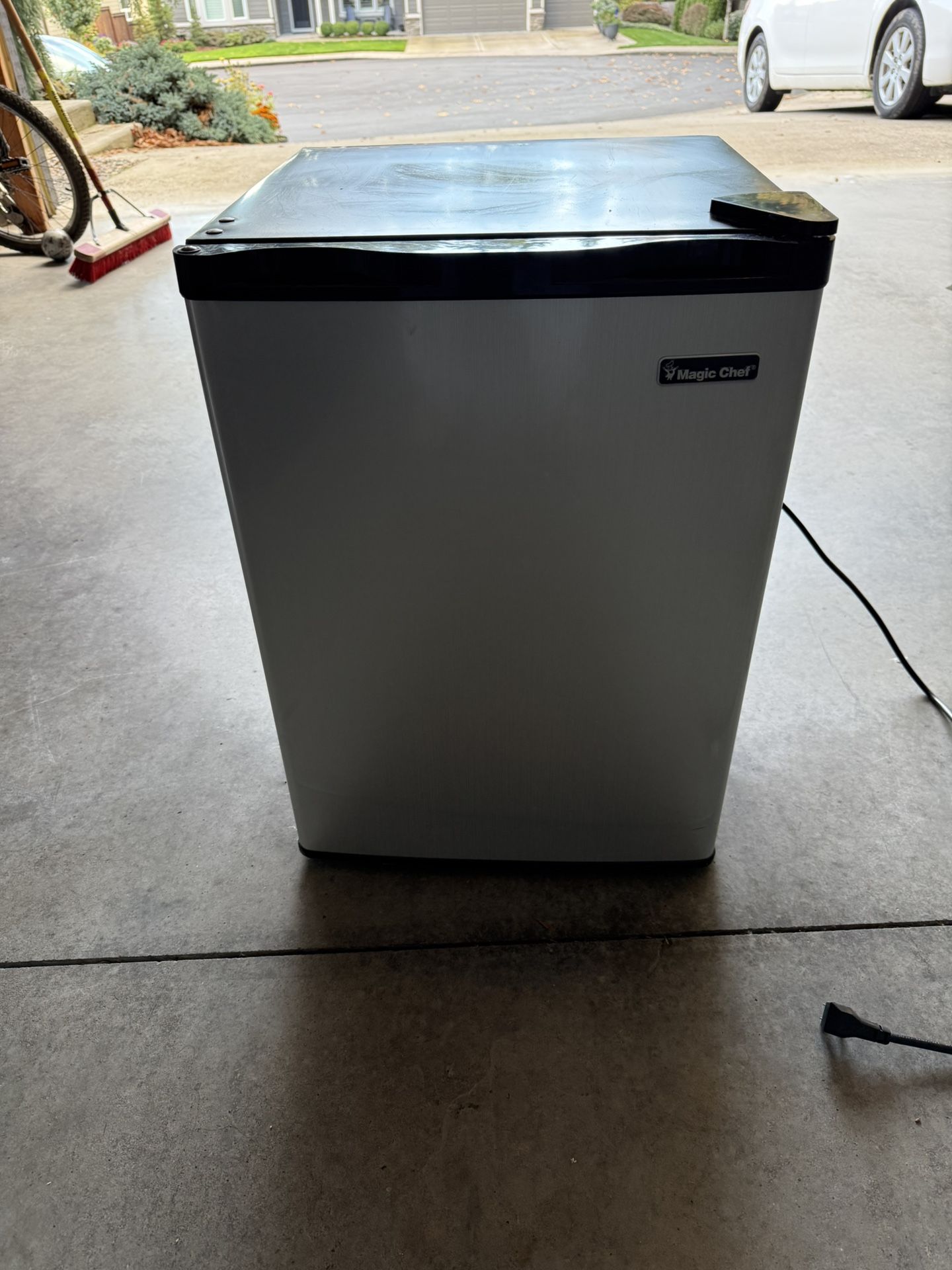 Magic Chef Mini Fridge