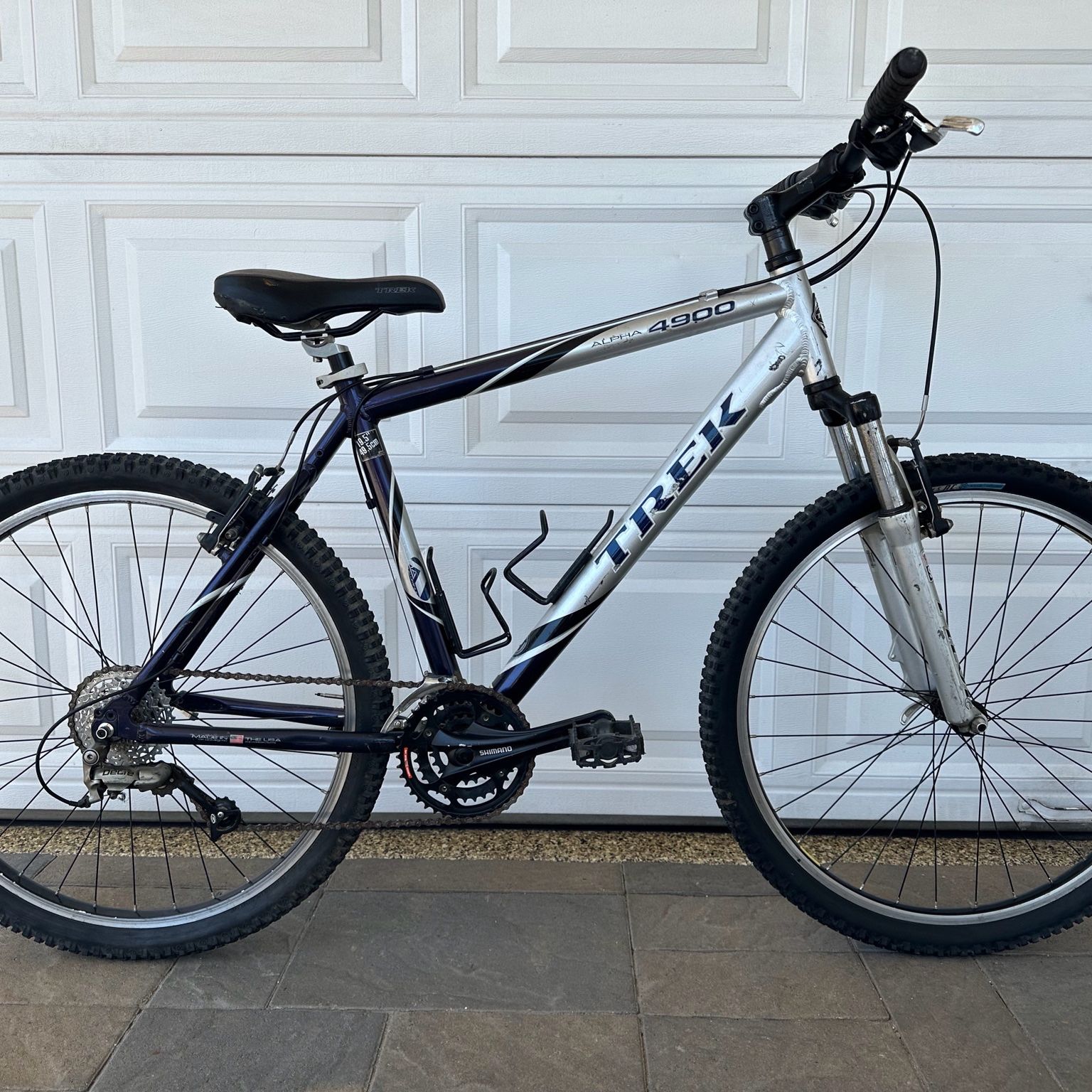 Trek 4900 Mountain Bike Aluminum Super Lightweight Shimano Deore New Tires Mtb Trail Rock Shox Pilot for Sale in Anaheim CA OfferUp