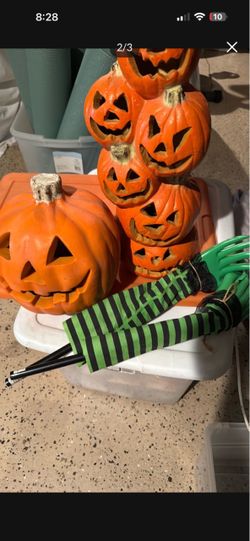 Halloween Decor