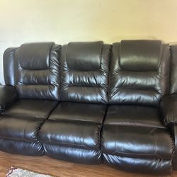 3 seater w/ 2 recliners