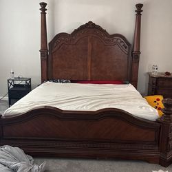 king Sized Bed 3 Piece 