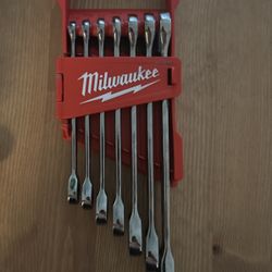 Milwaukee SAE Ratcheting Wrench Set