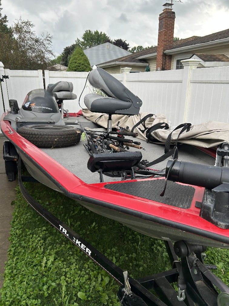 2010 Bass Boat
