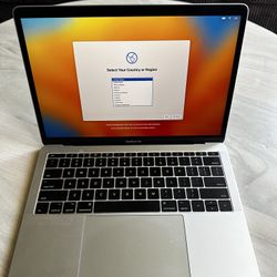 MacBook Pro 13” 