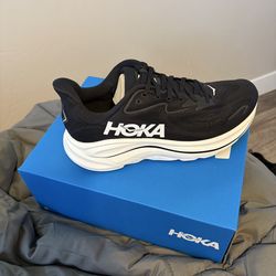 Hoka Clifton 10 size 10