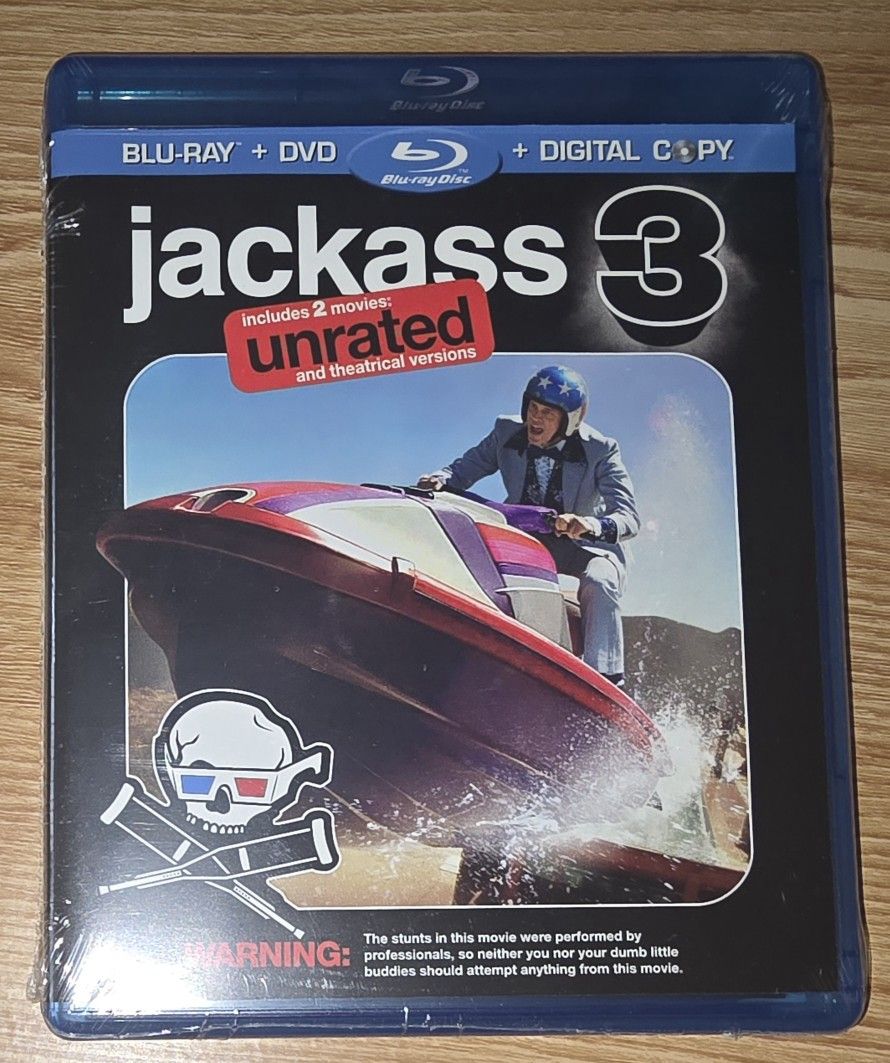 MTV Jackass 3 (Blu-ray, 2010) STILL SEALED & NEW!