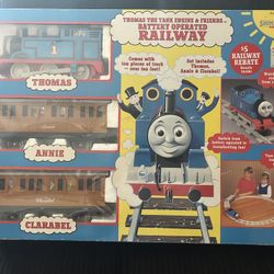 THOMAS THE TANK ENGINE & FRIENDS BATTERY OPERATED RAILWAY