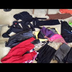 390 Clothing Good Brand Women + Men Jacket Jeans Pants Shorts Tishert Shoes Size Women S/M All For $350