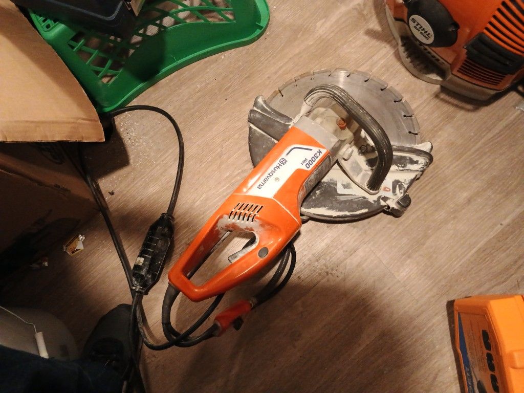 Husqvarna K3000 wet , Hot Saw
