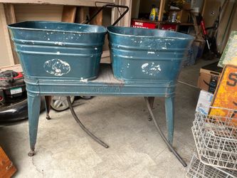 Antique sink