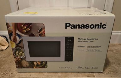 Microwave Countertop 1250W Panasonic NIB