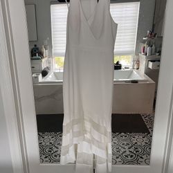 Elegant Xcape White High/Low Sleeveless Gown, 14