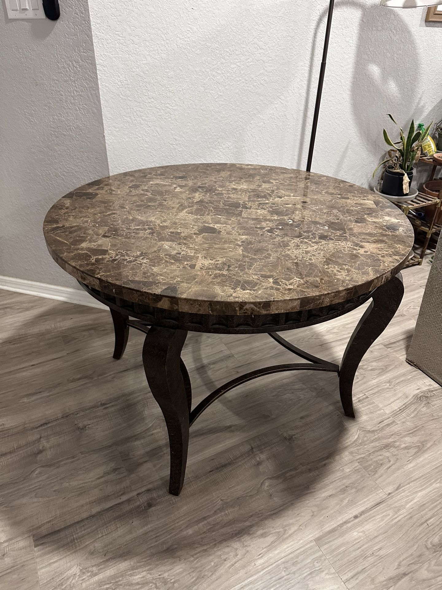 marble kitchen table for Sale in Converse, TX - OfferUp