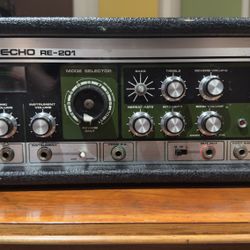 Roland RE-201 Space Echo Tape Delay / Reverb