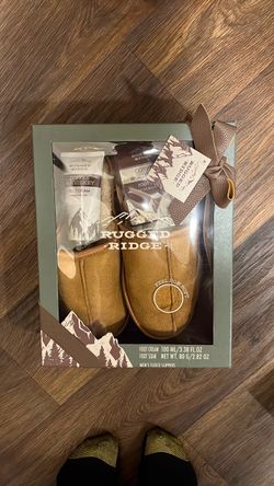 Rugged Ridge Men's Fleece Slippers Gift Set