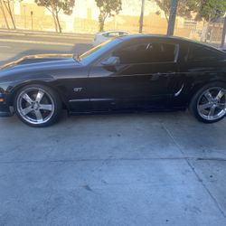 2006 Ford Mustang